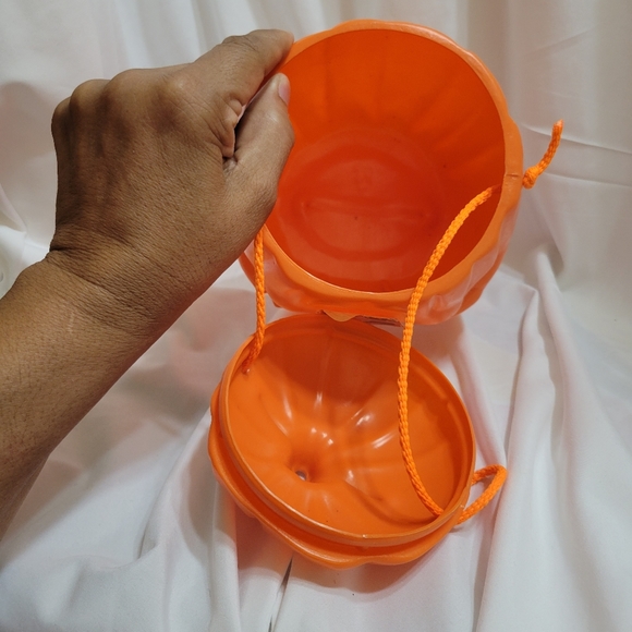 Vintage Mars Halloween Pumpkin Candy Pail Container Blow Mold 1990 - Picture 3 of 4